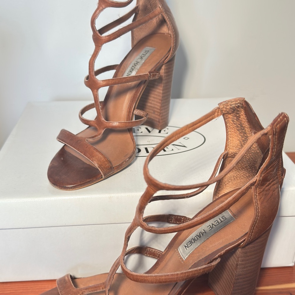 Steve Madden Tan Strappy Block Heels